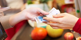 mag-een-handelaar-cash-weigeren.jpg